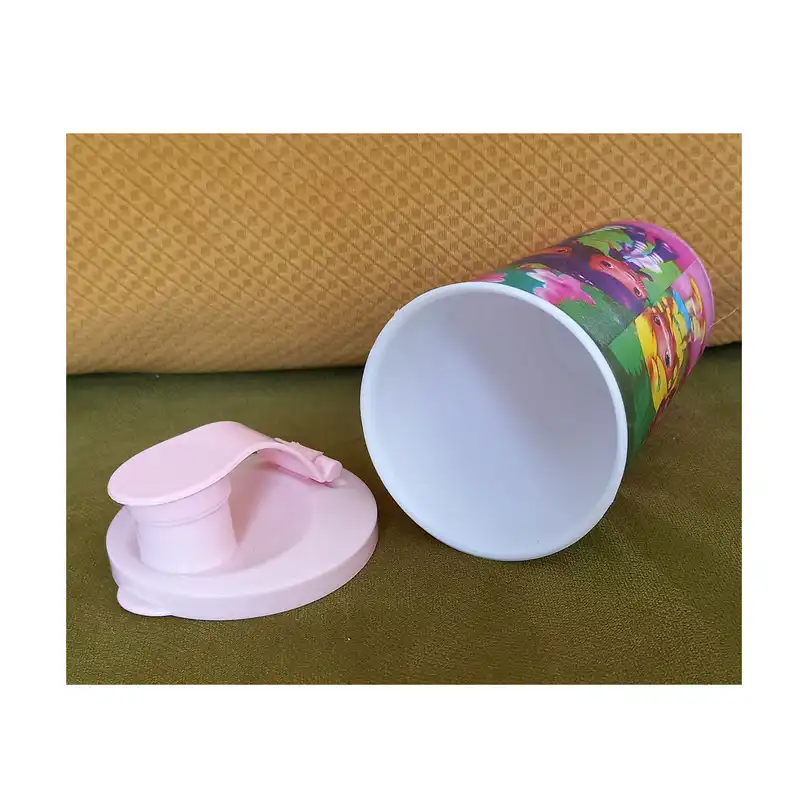 لیوان کودک طرح دختر توت فرنگی کد STRAW-95