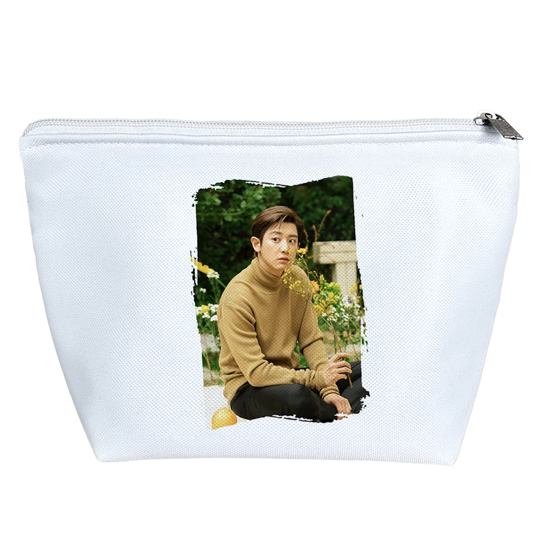 کیف لوازم آرایش دخترانه خندالو مدل چن گروه موسیقی اکسو EXO کد 1175