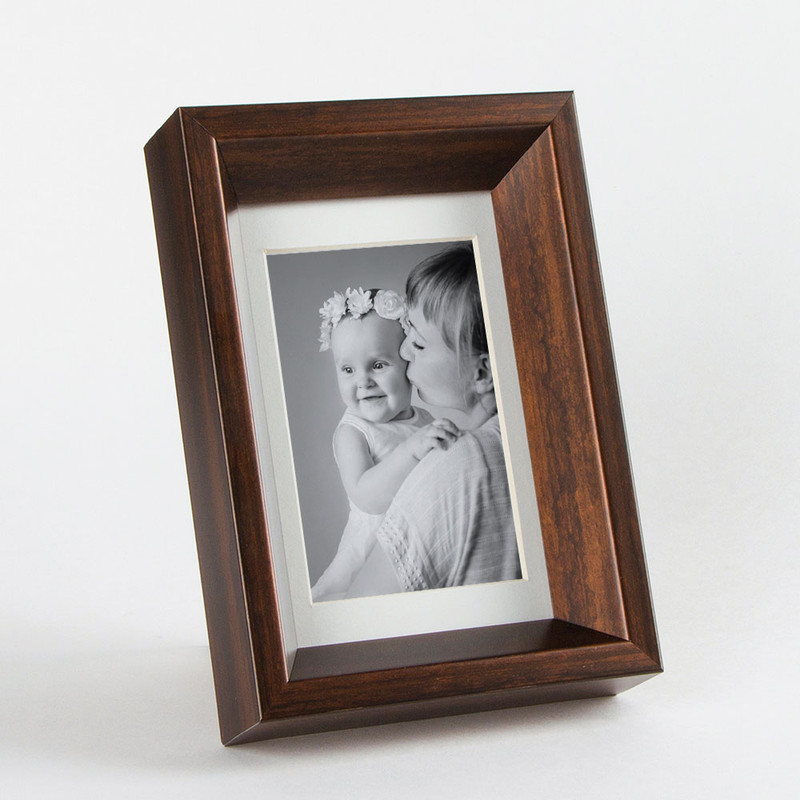 قاب عکس سالی وود مدل ۲۰۸ کد FPWNG-33B-1015-101 سایز 10×15 سانتی متر