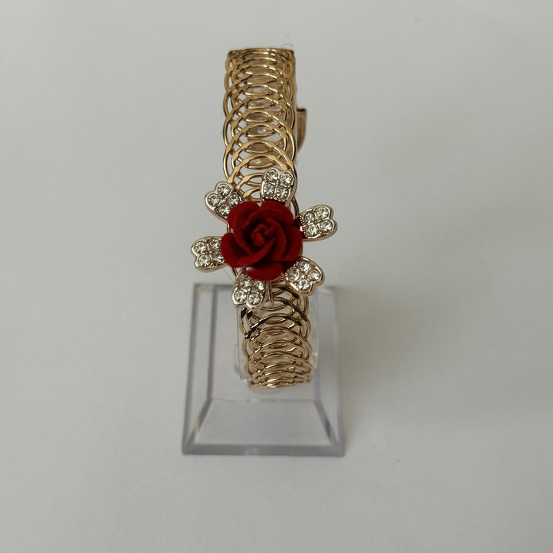 دستبند دخترانه مدل فنری طرح گل کد nggol110