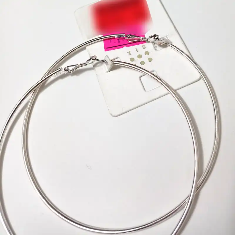 گوشواره زنانه سیکس مدل حلقه ای