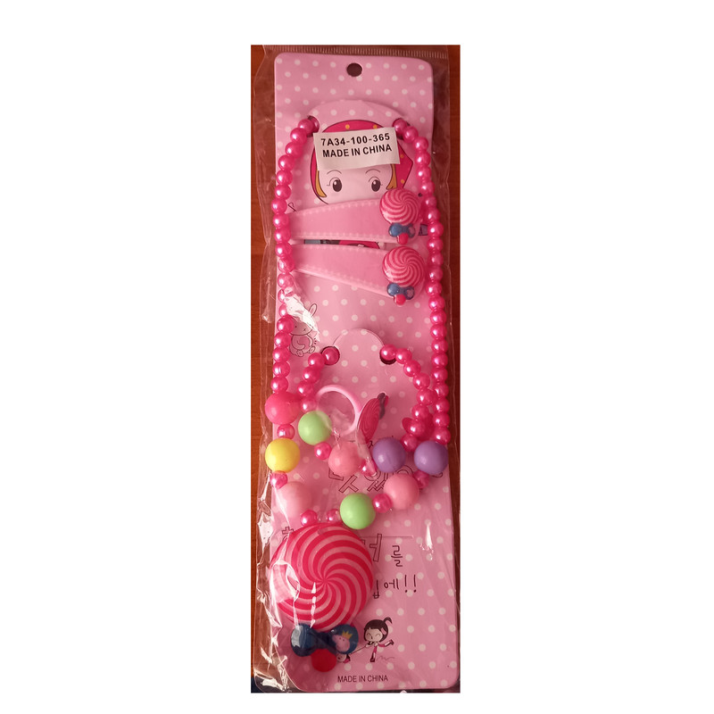 نیم ست دخترانه مدل شکلات کد 01 به همراه گیره مو نیم ست دخترانه مدل شکلات کد 01 به همراه گیره مو