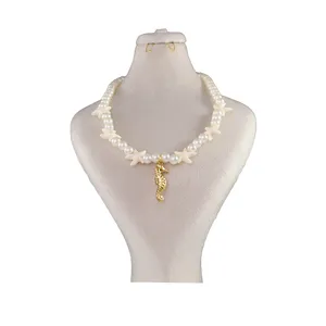 گردنبند زنانه مدل مروارید و اسب دریایی 