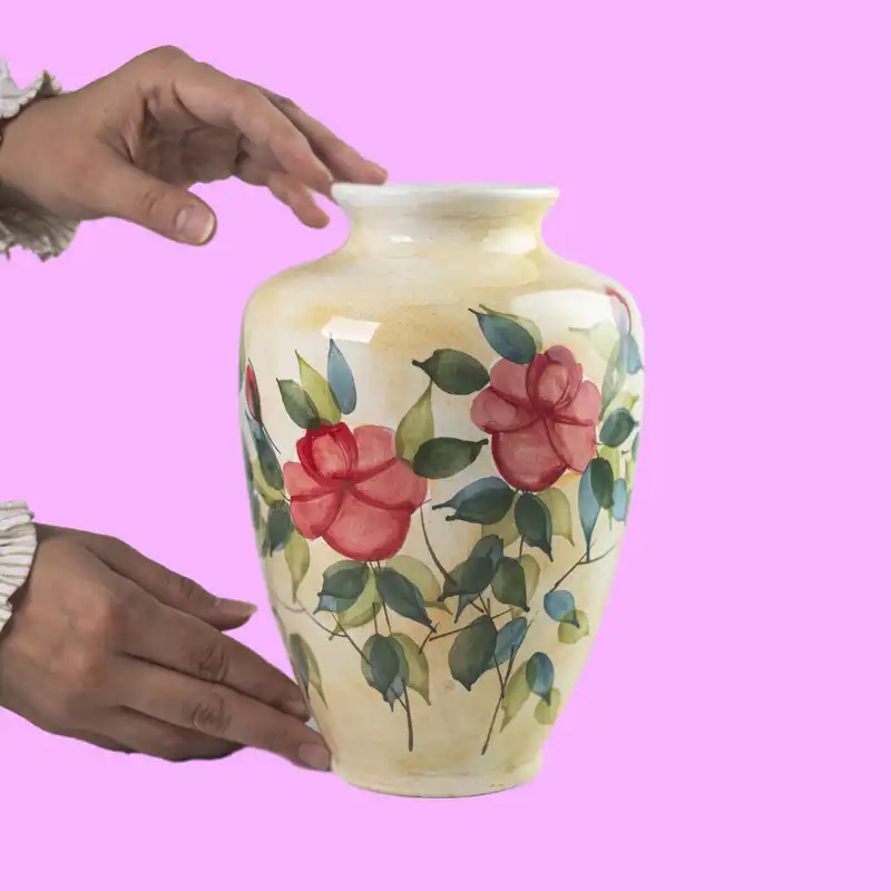 گلدان سفالی طرح نقاشی زیر لعابی مدل تسنیم کد A-3