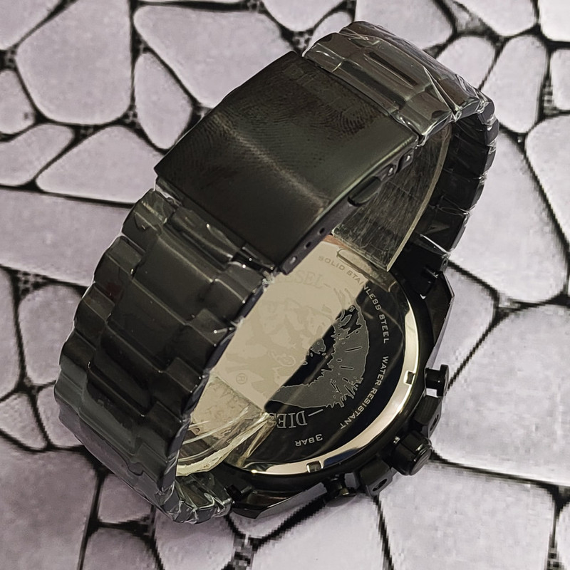 ساعت مچی عقربه‌ای مردانه مدل شاخدار کد Dz395