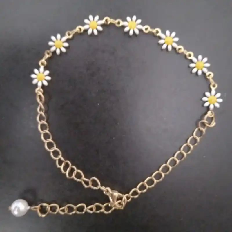 دستبند زنانه مدل بابونه