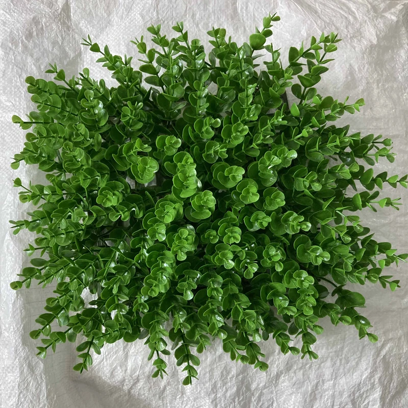 عکس شماره 4 : دیوارپوش مدل شمشادی پرتراکم سایز 25×25 سانتی متر