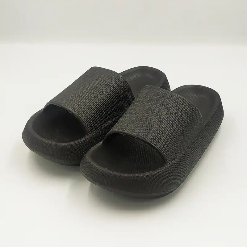 دمپایی زنانه مدل 2527001 رنگ مشکی