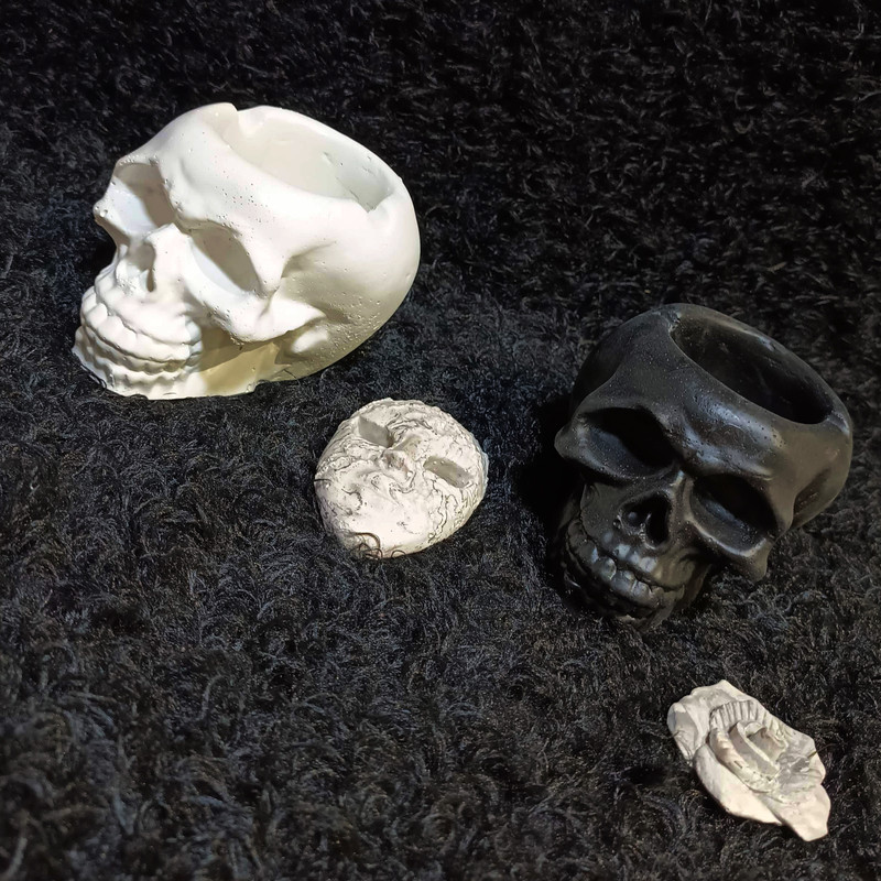 زیرسیگاری مدل جمجمه  بلک وایت مجموعه 2 عددی