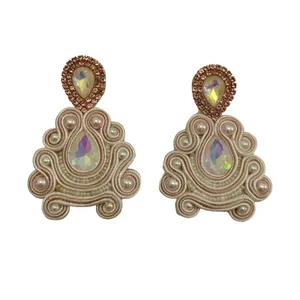 گوشواره دست دوز زنانه مدل H0017