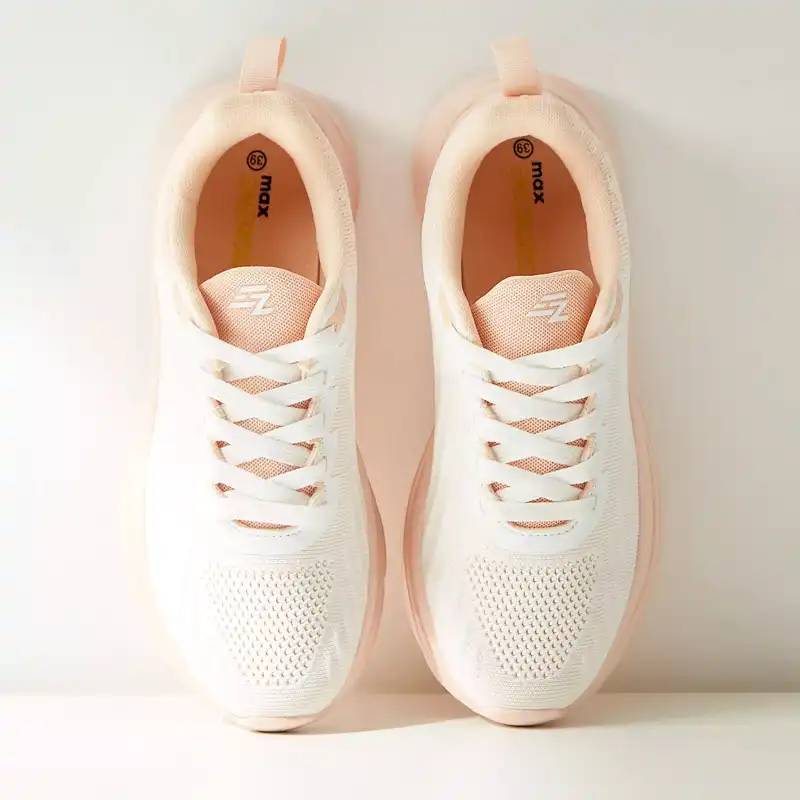 کفش مخصوص دویدن زنانه مکس مدل  Textured Lace-Up Sports