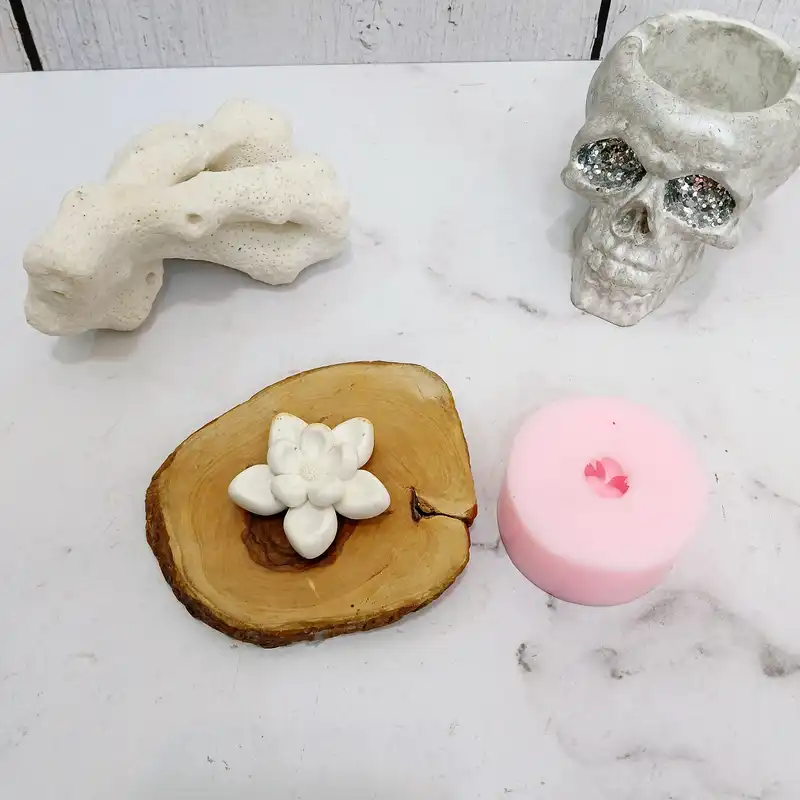 قالب شمع مدل گل نرگس