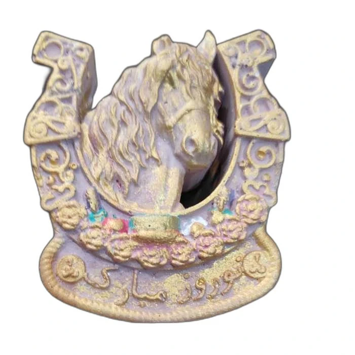 مجسمه مدل کتیبه نعل و اسب سال نو مبارک 