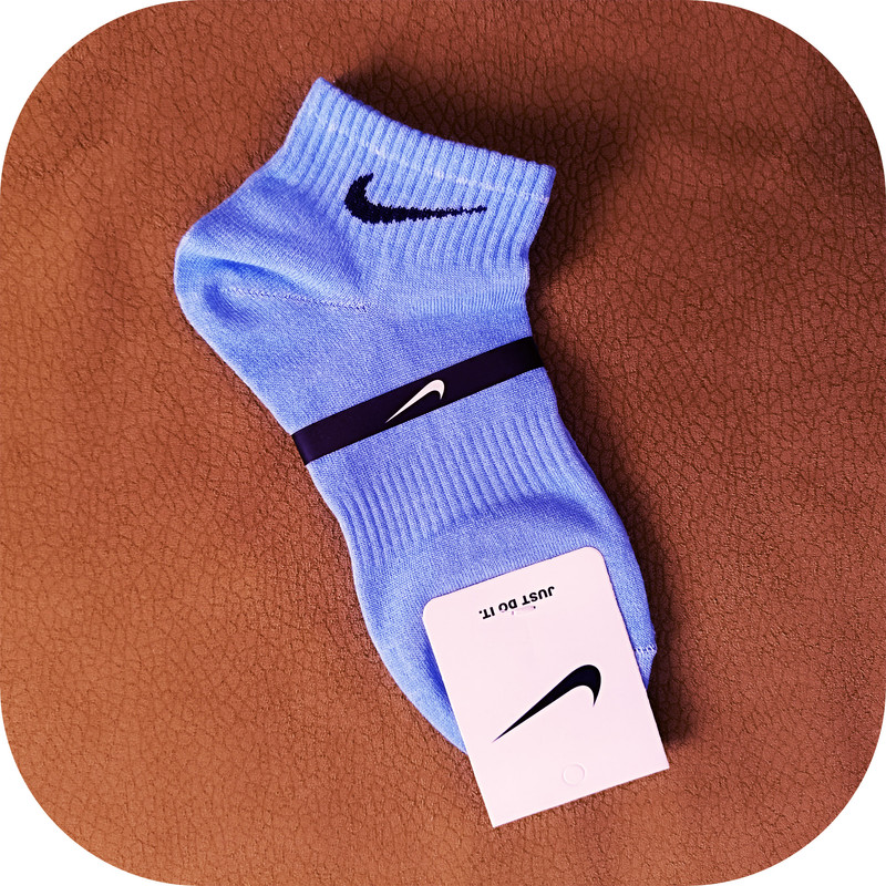 جوراب ورزشی ساق کوتاه زنانه مدل Dri-FIT