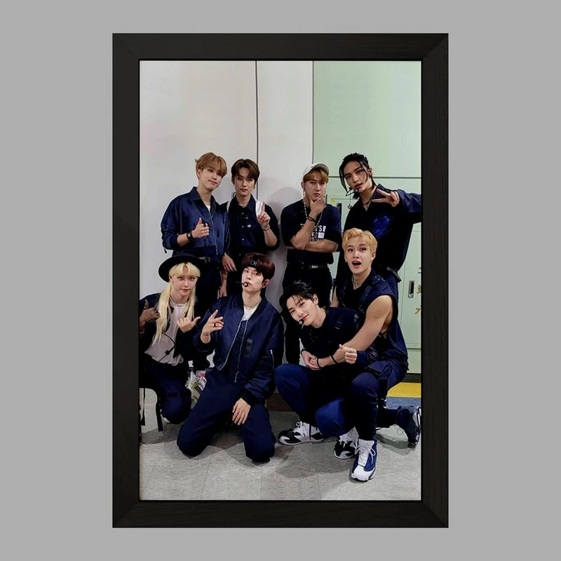 تابلو خندالو مدل گروه استری کیدز Stary Kids  کد 16904