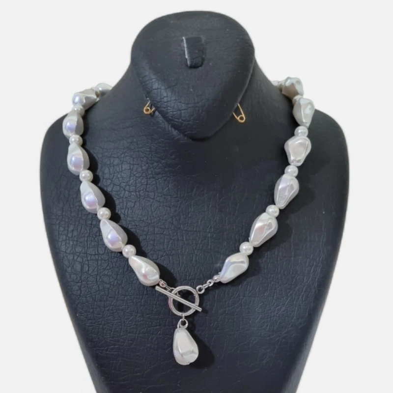 گردنبند دست ساز زنانه مدل مروارید طرح باروک شل 