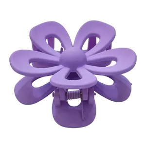 کلیپس مو زنانه مدل گل 5 پر مات نشکن کد VENUS-KLIPS06