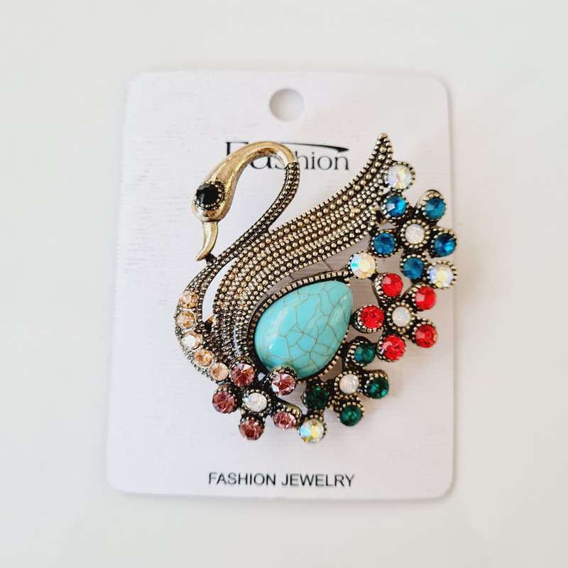 سنجاق سینه دخترانه فشن مدل قو سنجاق سینه دخترانه فشن مدل قو