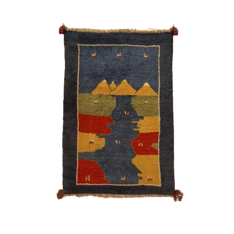 گبه فرش دستباف یک ونیم متری مدل بافت قشقای شیراز کد NKP.Z.N122