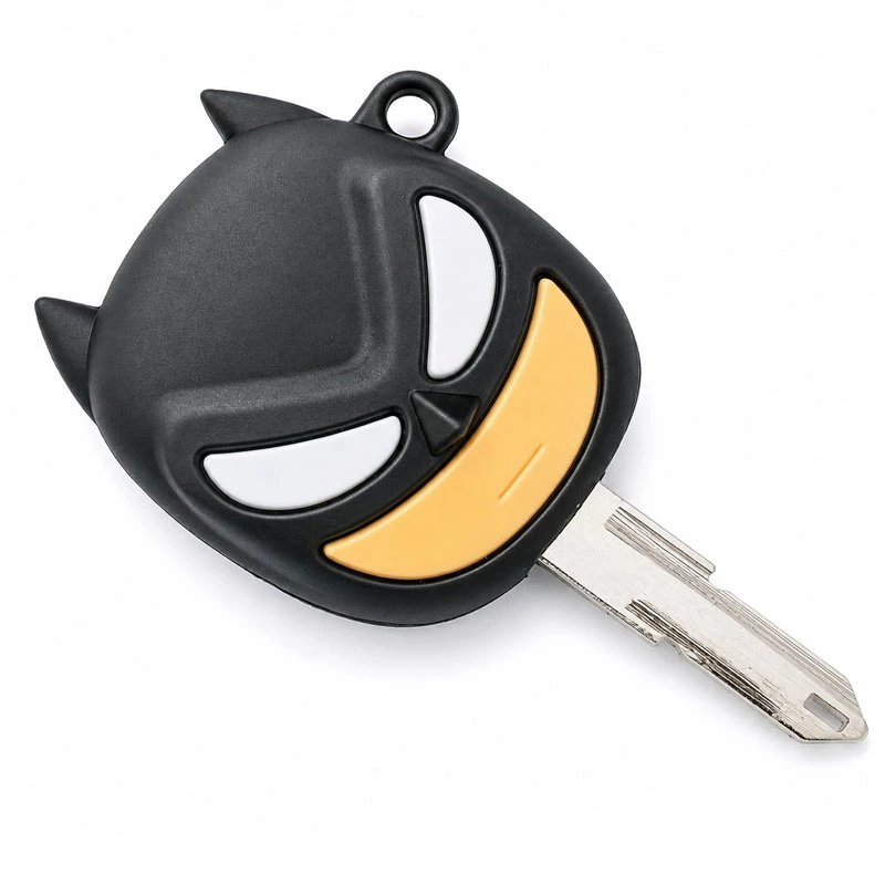 کاور ریموت و سوئیچ خودرو چیکال مدل عروسکی طرح بتمن کد K-270 مناسب برای دنا و سورن و پژو 207