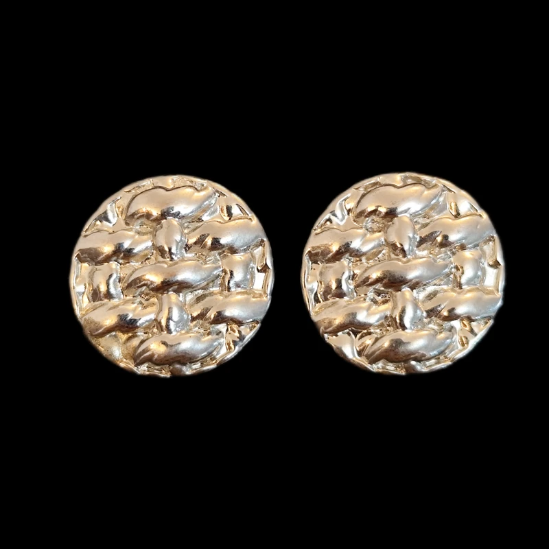 گوشواره میخی زنانه مدل دایره ژورنالی