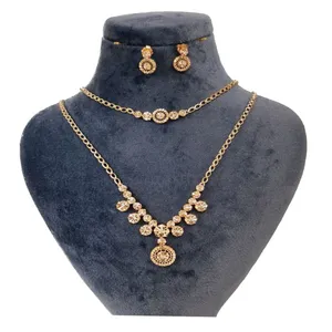 نیم ست طلا 18 عیار زنانه گالری یارطلا مدل تراش کد SR179-G