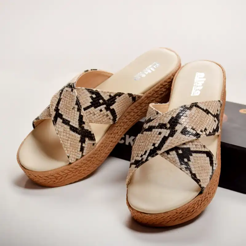 صندل زنانه نیکتا مدل CR.2798