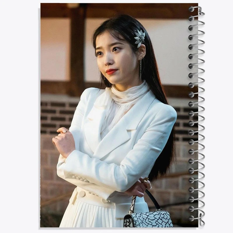 دفتر ژورنال نویسی 50 برگ خندالو مدل نقطه ای طرح آیو IU کد 19772