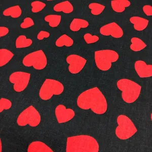 	 پارچه لباس مدل نخی طرح قلب b22