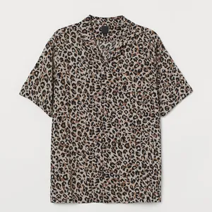 پیراهن آستین کوتاه مردانه اچ اند ام مدل 0656677012 