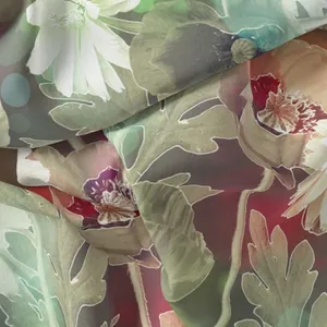 پارچه لباس مدل کرپ حریر طرح گل آبرنگی کد 8015A