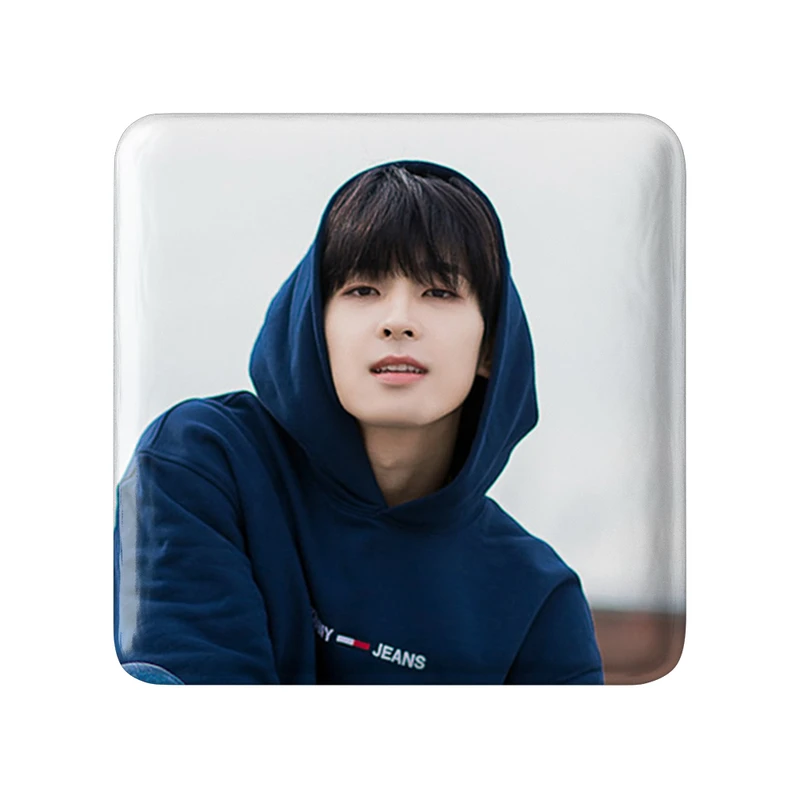 مگنت خندالو طرح ونوو گروه سونتین Seventeen  مدل مربعی کد 21641