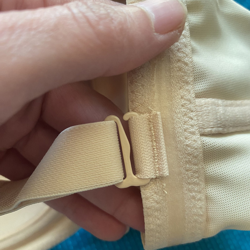 سوتین زنانه مدل DEY789