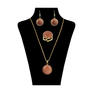 نیم ست زنانه مدل SFC04K