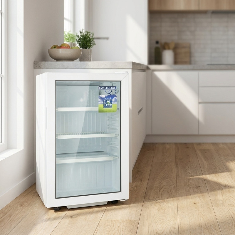 خرید و قیمت یخچال 5 فوت ایستکول مدل TM-4294-CS، با ارتفاع 80، پهنای 45 و عمق 52 سانتی متر، میزان مصرف انرژی C، دارای 4 طبقه در یخچال، دارای پایه های قابل تنظیم