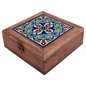 جعبه هدیه مدل لچک ترنج کد 06-13