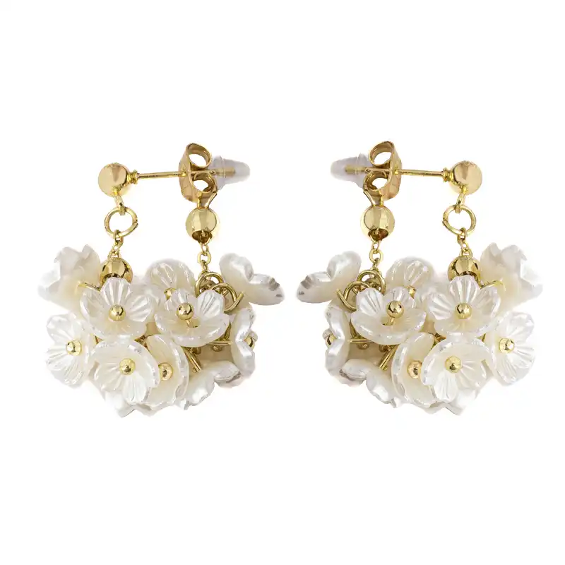 گوشواره زنانه مدل صدفی طرح شکوفه کد 1020160