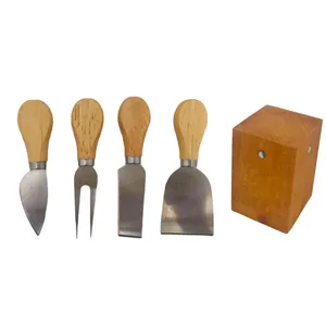 کارد صبحانه خوری مدل Square مجموعه 4 عددی به همراه استند