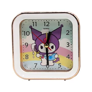 ساعت رومیزی عقربه‌ای مدل کرومی