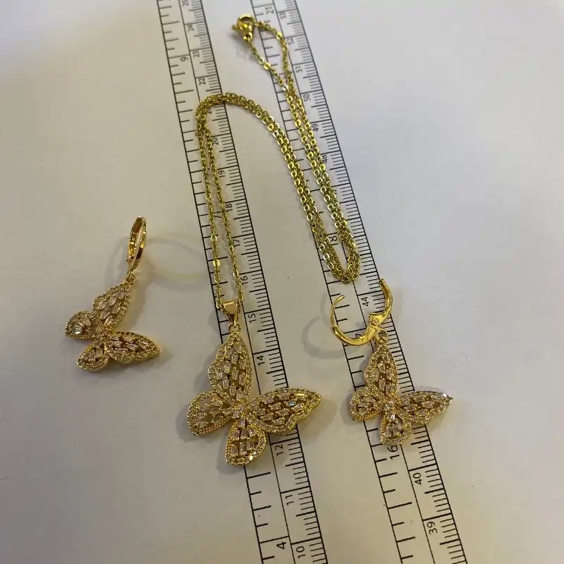 نیم ست زنانه مدل پروانه کد M3133