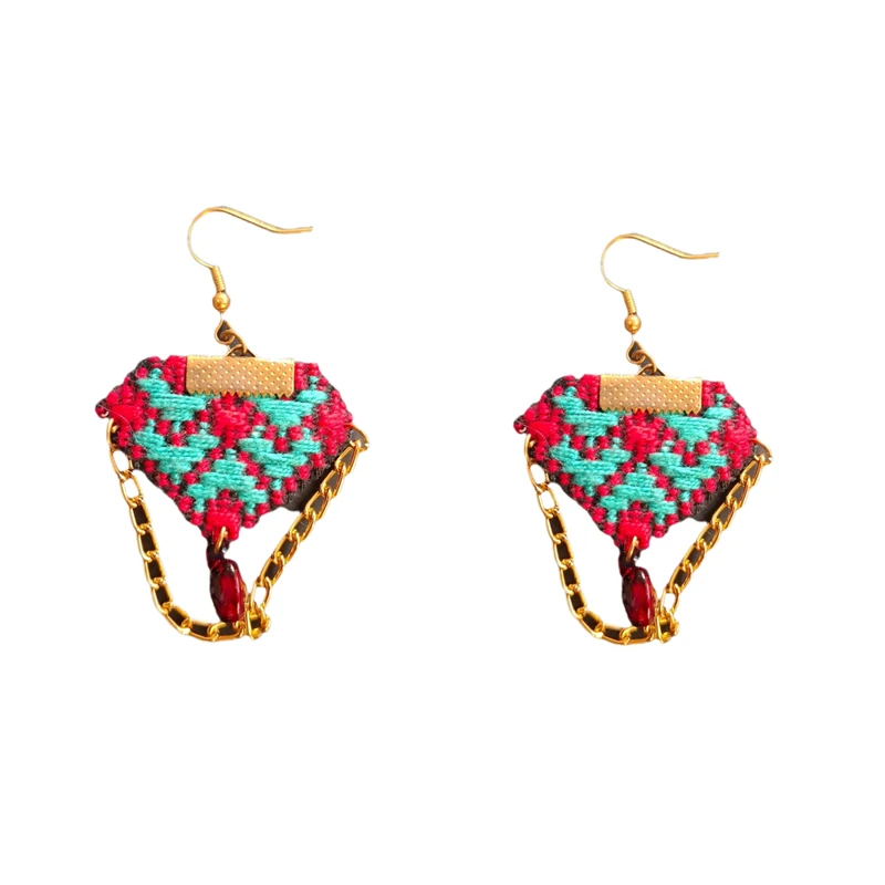 گوشواره دست دوز زنانه مدل صدف