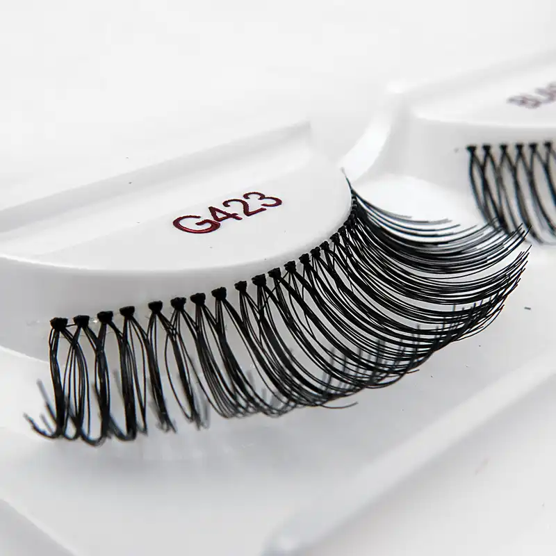 مژه مصنوعی کریستین بیوتی مدل G423