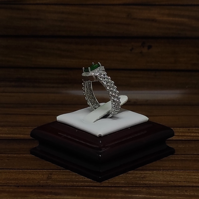 انگشتر نقره زنانه سلین کالا مدل زمرد طبیعی کد Mps-7