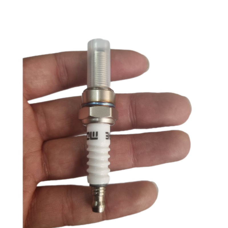 شمع موتورسیکلت موزک مدل DE8 مناسب هوندا