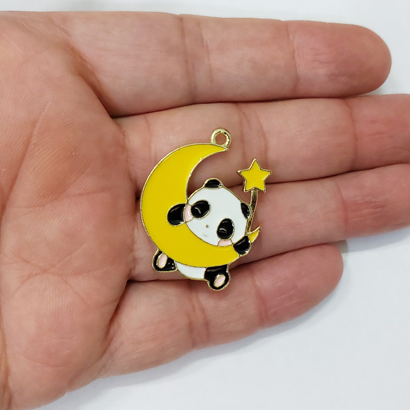 آویز گردنبند دخترانه مدل پاندا کد 72 بسته 5 عددی