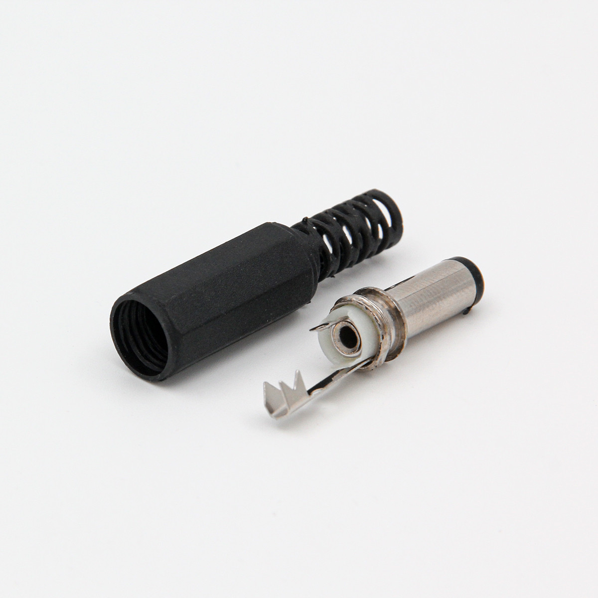 فیش تغذیه آداپتور مدل 5.5x2.1mm فیش تغذیه آداپتور مدل 5.5x2.1mm