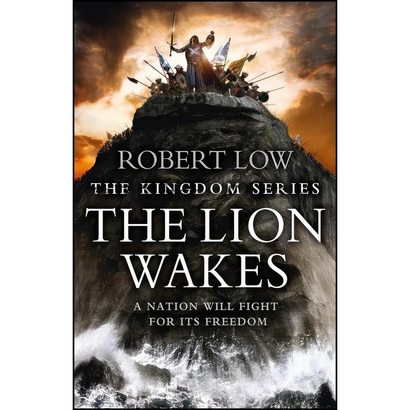 کتاب The Lion Wakes  اثر Robert Low انتشارات HarperCollins