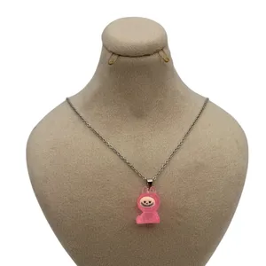 گردنبند دخترانه مدل لبوبو شب تاب کد 1