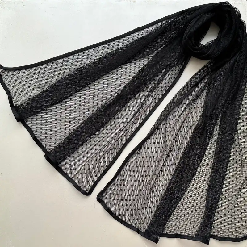 شال زنانه مدل توری نازک تابستانی خالخالی