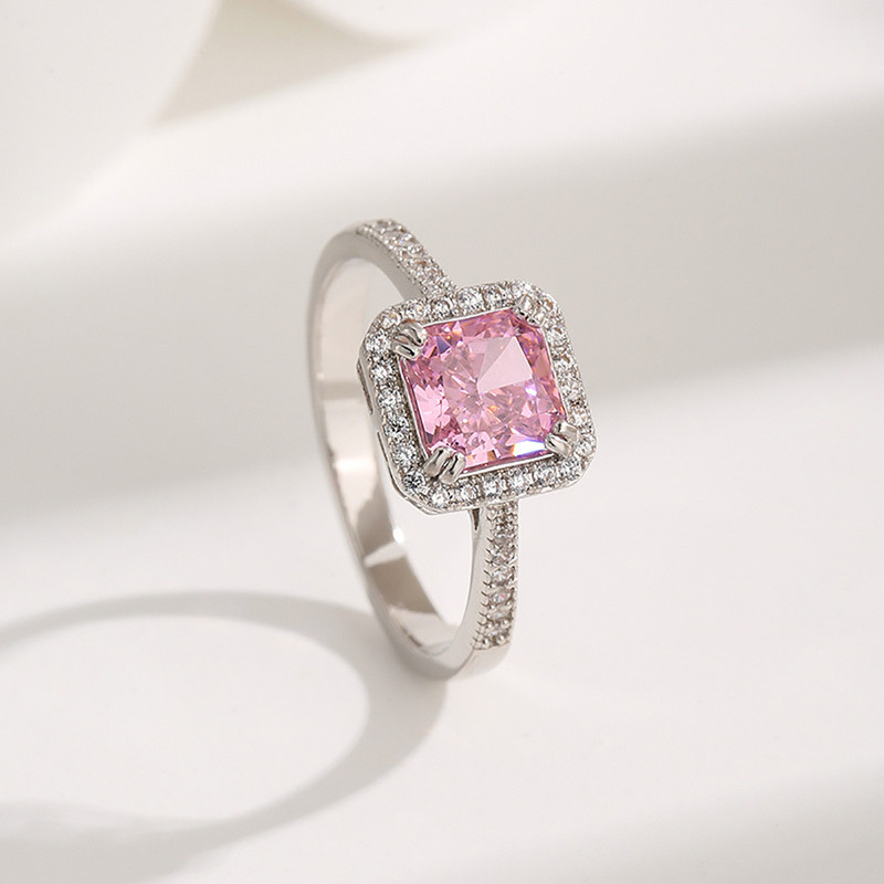 انگشتر زنانه مدل Brilliant کد 00971